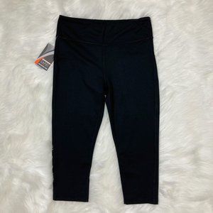 MARIKA TEK - S - NWT “Performance Fitted Capri"